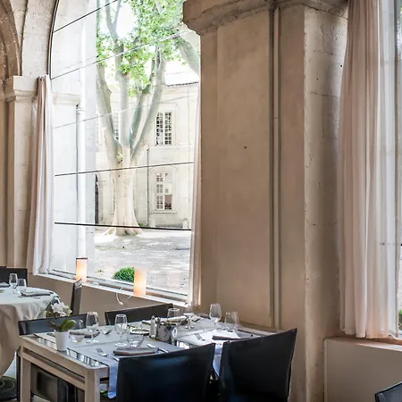 Hotel Cloitre Saint Louis