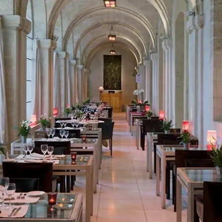 Cloitre Saint Louis Hotel