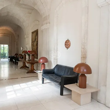 Cloitre Saint Louis Отель 4*