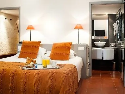 Cloitre Saint Louis 4*